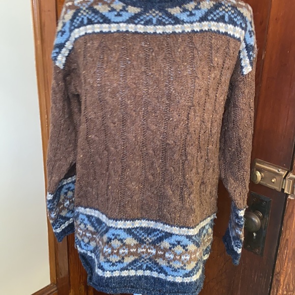 🐑 Best Authentic Innovative True Mark Vintage Brown, Blue & Tan Sweater 🐑 - Picture 2 of 8